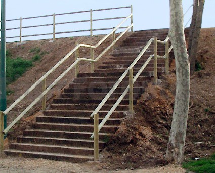 Escalera de madera